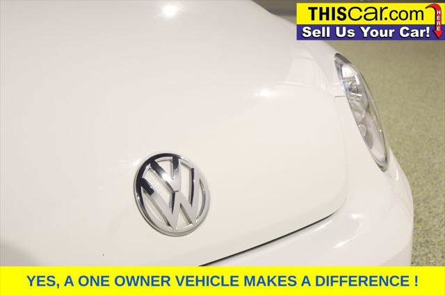 Used 2019 Volkswagen Beetle 2.0T SE FWD image 12