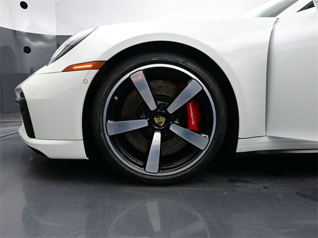 Used 2022 Porsche 911 Turbo image 6
