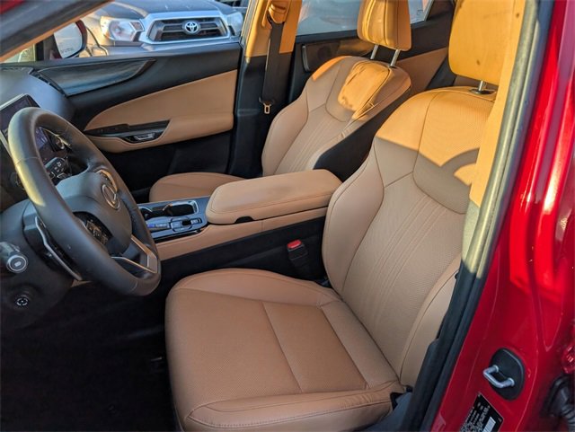 Used 2024 Lexus NX 250 FWD w/ Premium Package image 5