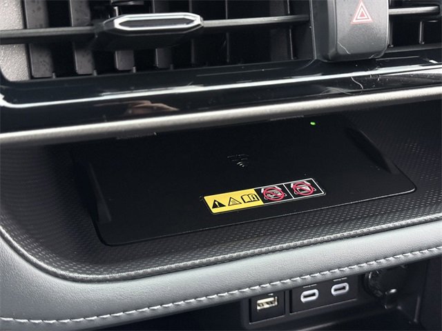 Certified 2025 Toyota Highlander Limited image 33