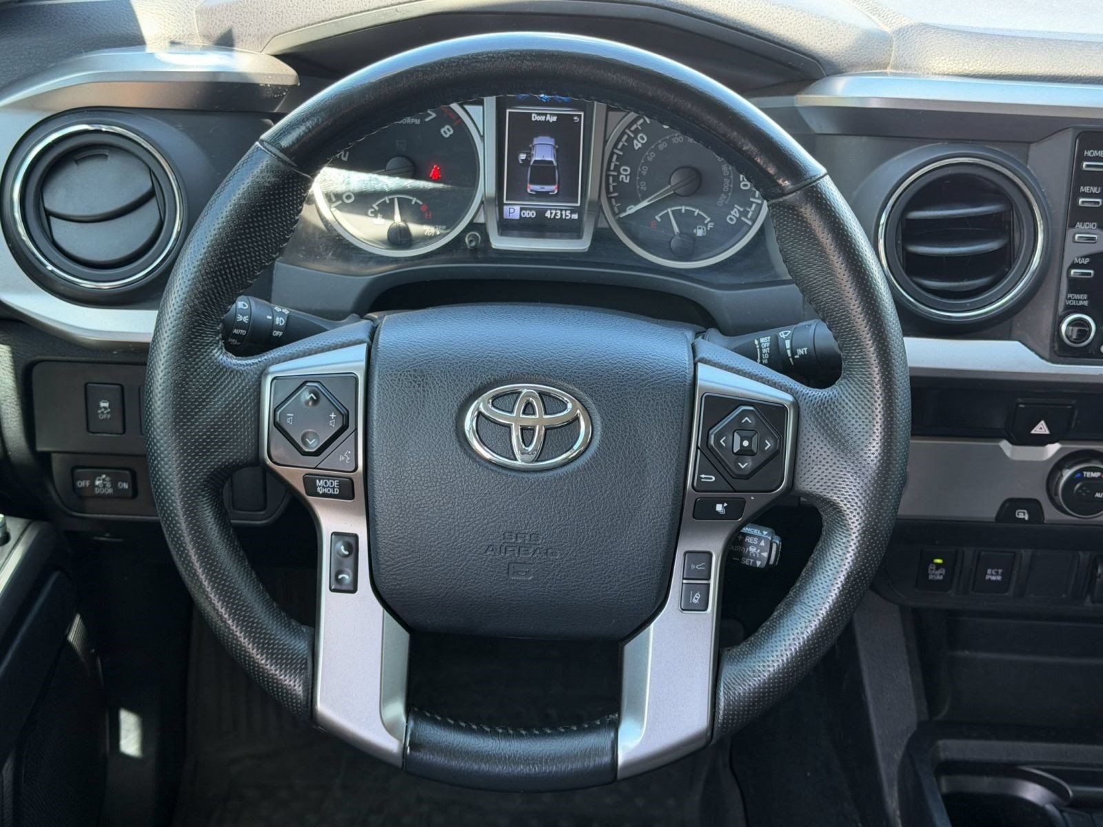 Used 2023 Toyota Tacoma SR5 w/ Technology Package RWD image 11