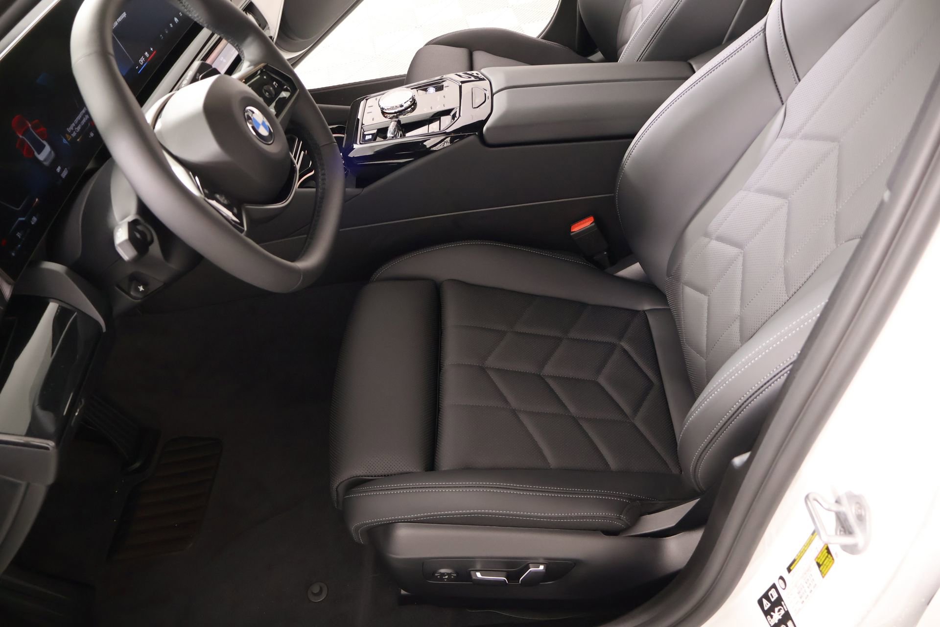 New 2027 BMW 530i xDrive AWD/4WD image 11