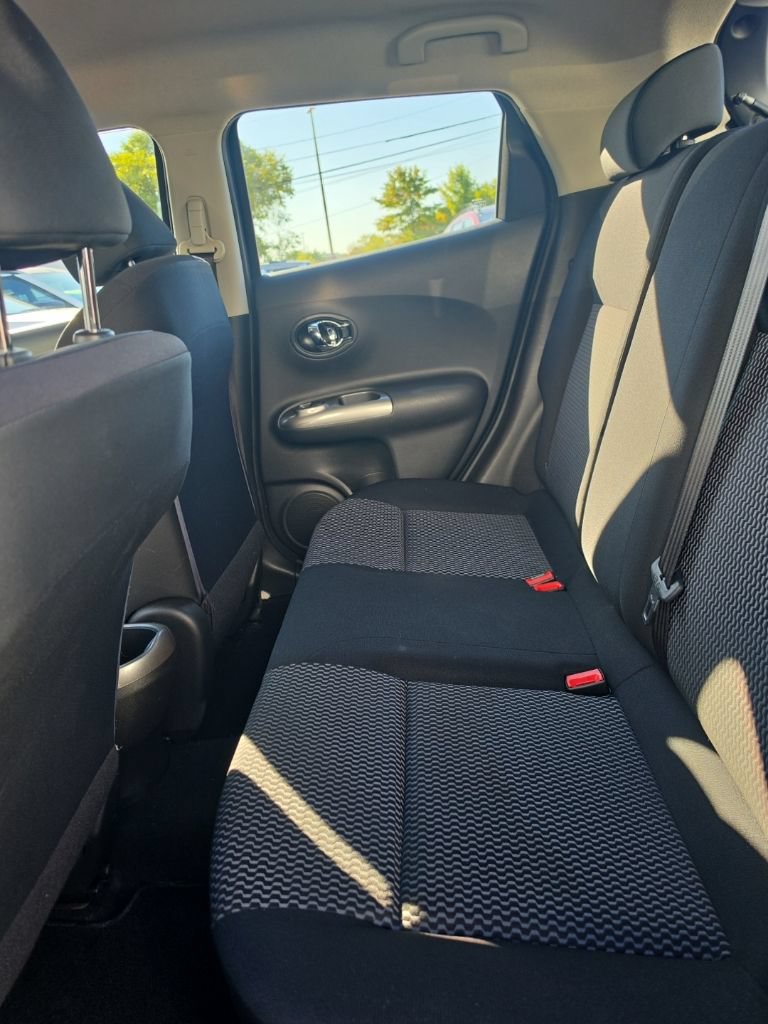 Used 2017 Nissan Juke S FWD image 15