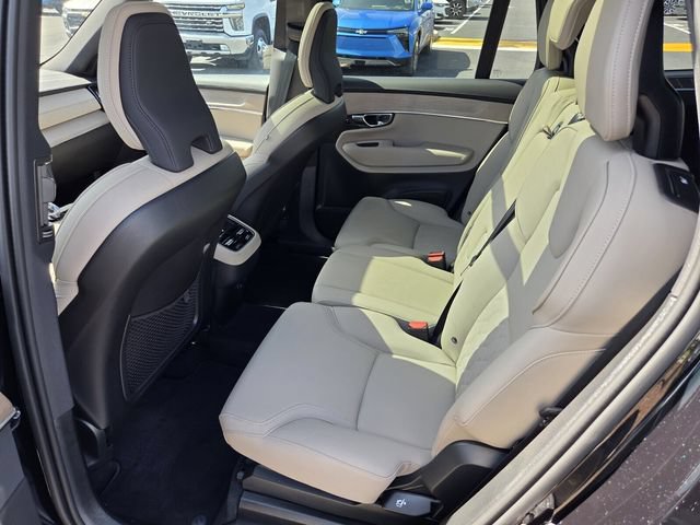 Used 2025 Volvo XC90 B5 Core AWD/4WD image 10