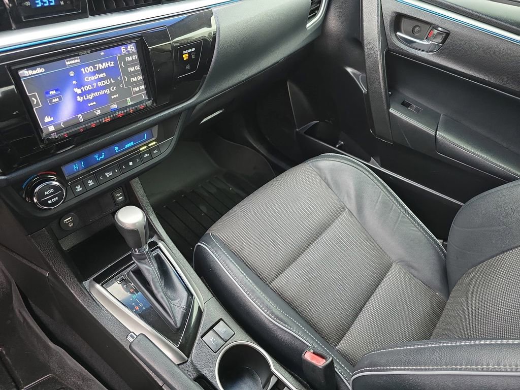 Used 2015 Toyota Corolla L image 24
