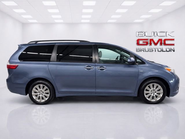 Used 2016 Toyota Sienna XLE AWD/4WD video 3