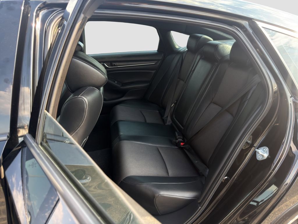 Used 2022 Honda Accord Sport image 25