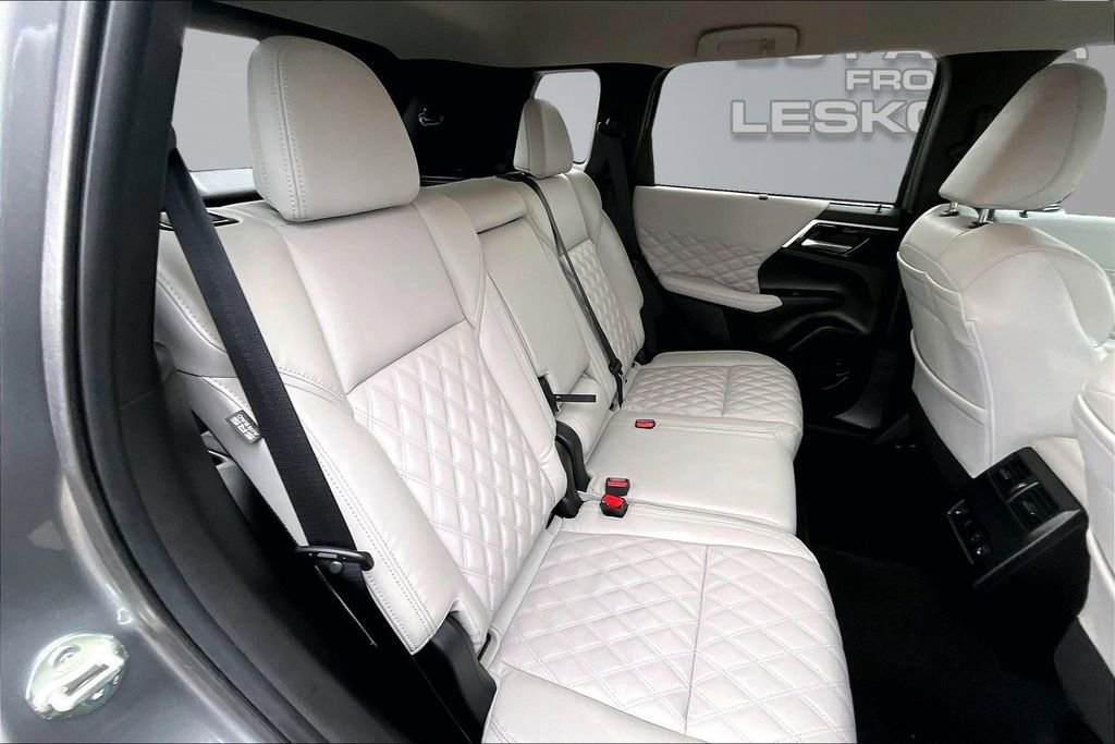 Used 2024 Mitsubishi Outlander SEL image 26