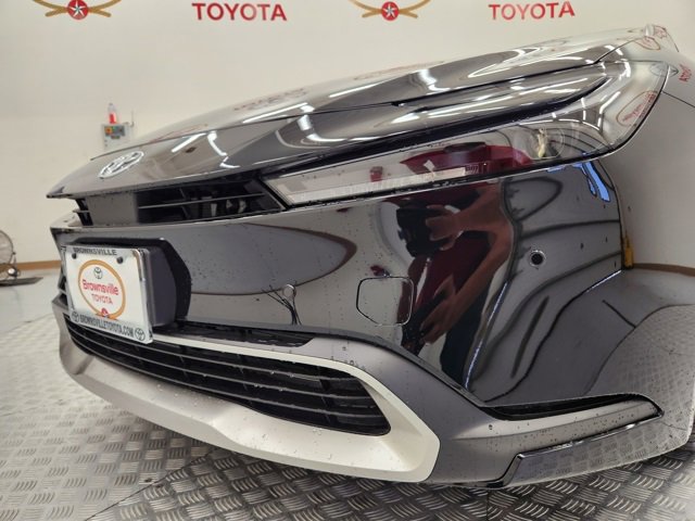 New 2026 Toyota Prius Plug-In Hybrid image 12