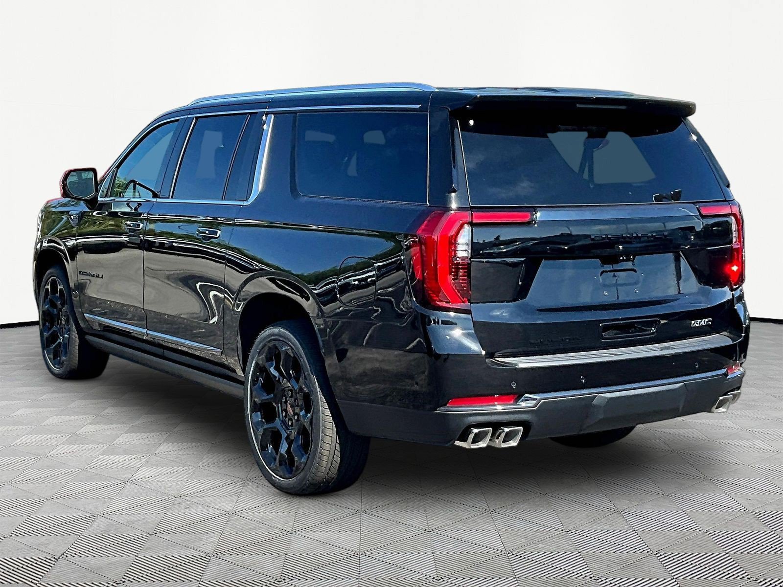New 2026 GMC Yukon XL Denali Ultimate AWD/4WD image 4