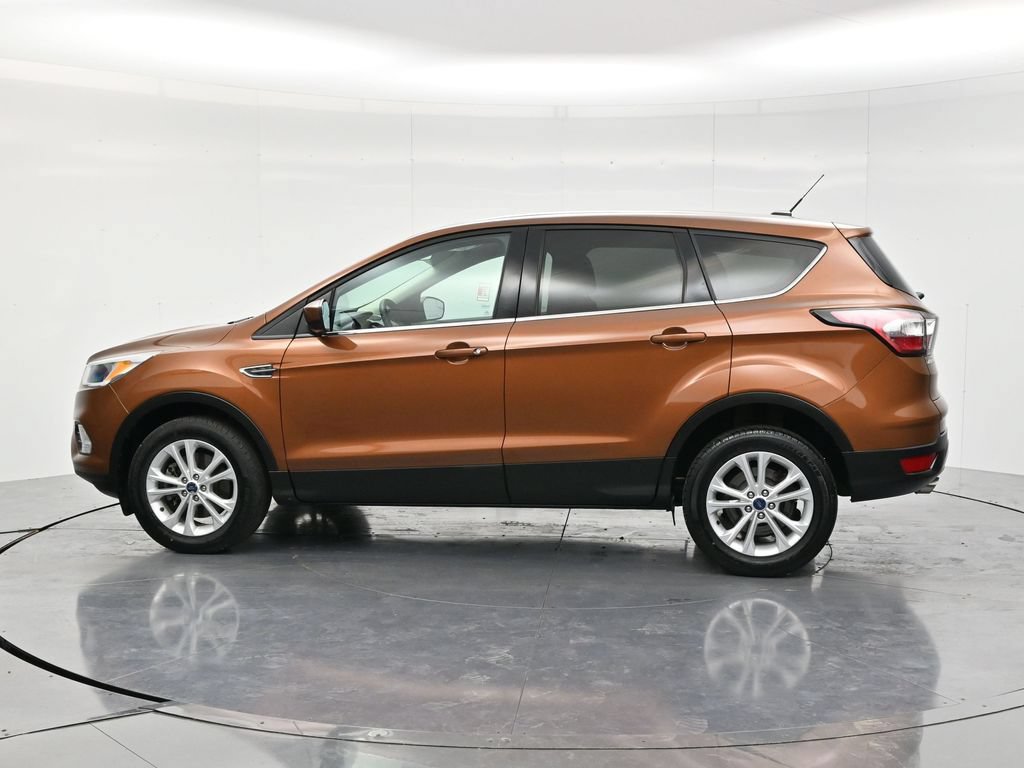 Used 2017 Ford Escape SE AWD/4WD image 8