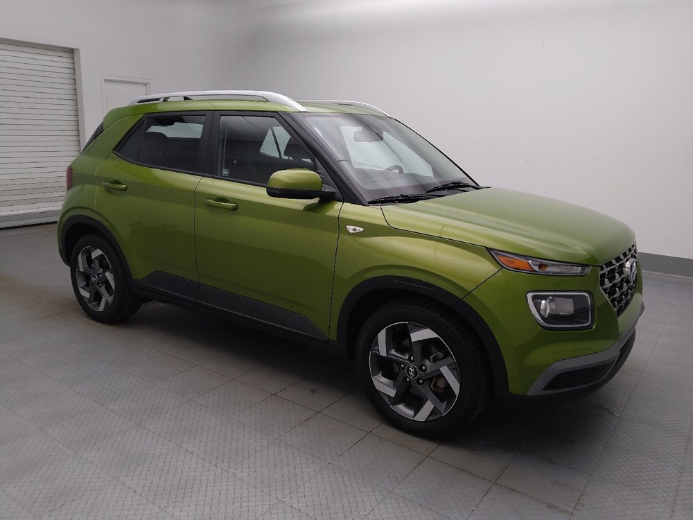Used 2021 Hyundai Venue SEL image 11