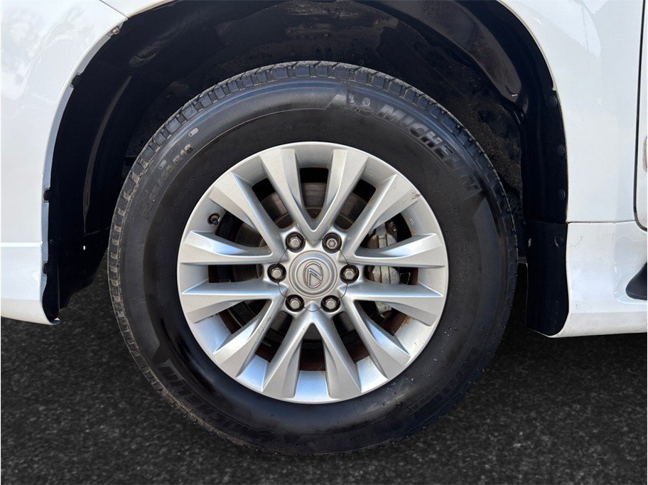 Used 2018 Lexus GX 460 Premium w/ Premium Package AWD/4WD image 11
