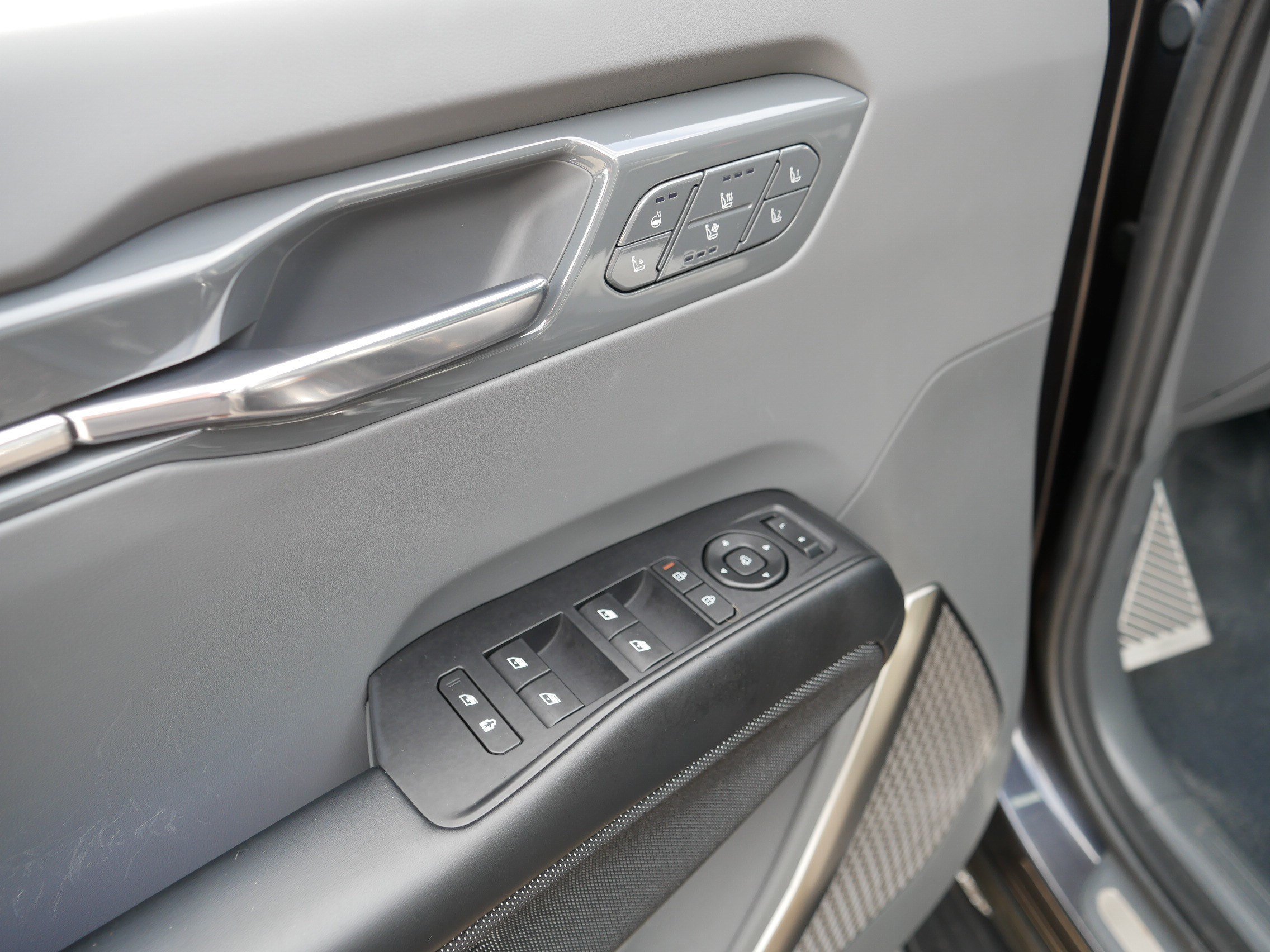 Certified 2024 Kia EV9 GT-Line AWD/4WD image 19