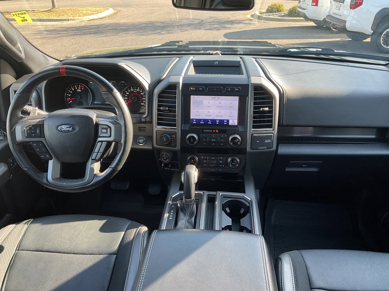 Used 2020 Ford F150 Raptor w/ Equipment Group 802A Luxury image 21