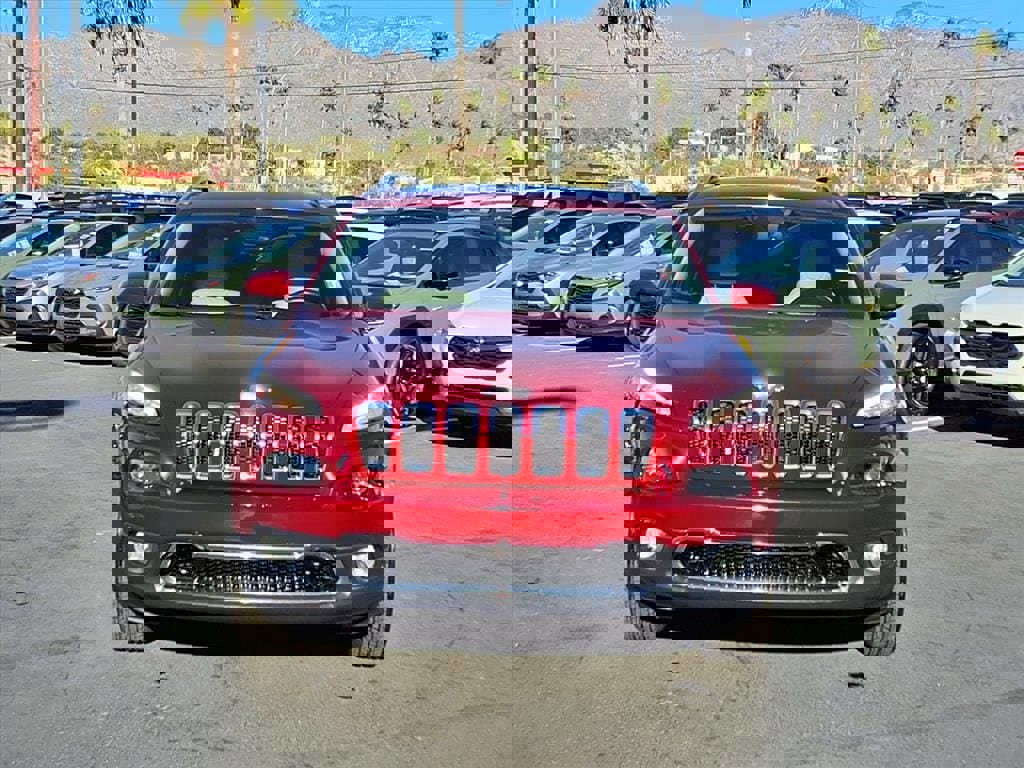 Used 2015 Jeep Cherokee Limited w/ Trailer Tow Group image 9