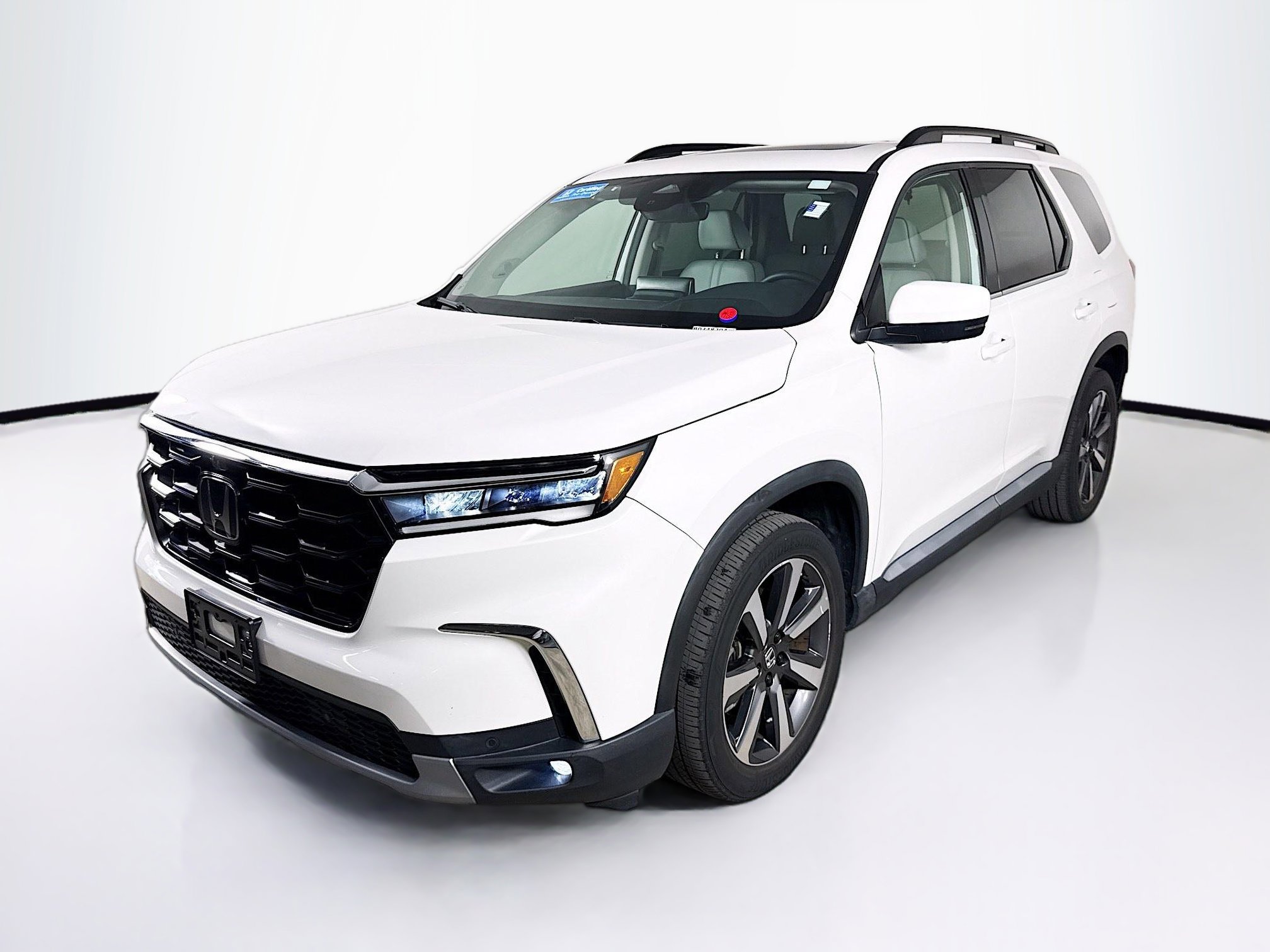 Certified 2023 Honda Pilot Elite image 4