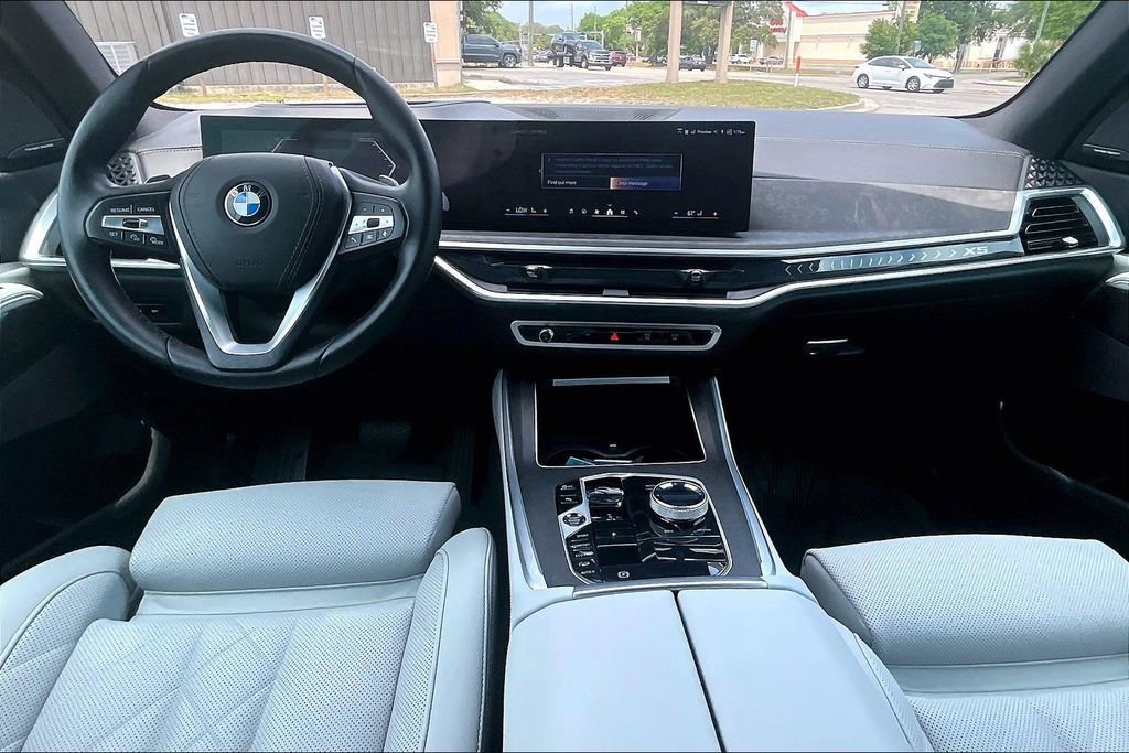Used 2024 BMW X5 xDrive40i w/ Executive Package AWD/4WD image 7