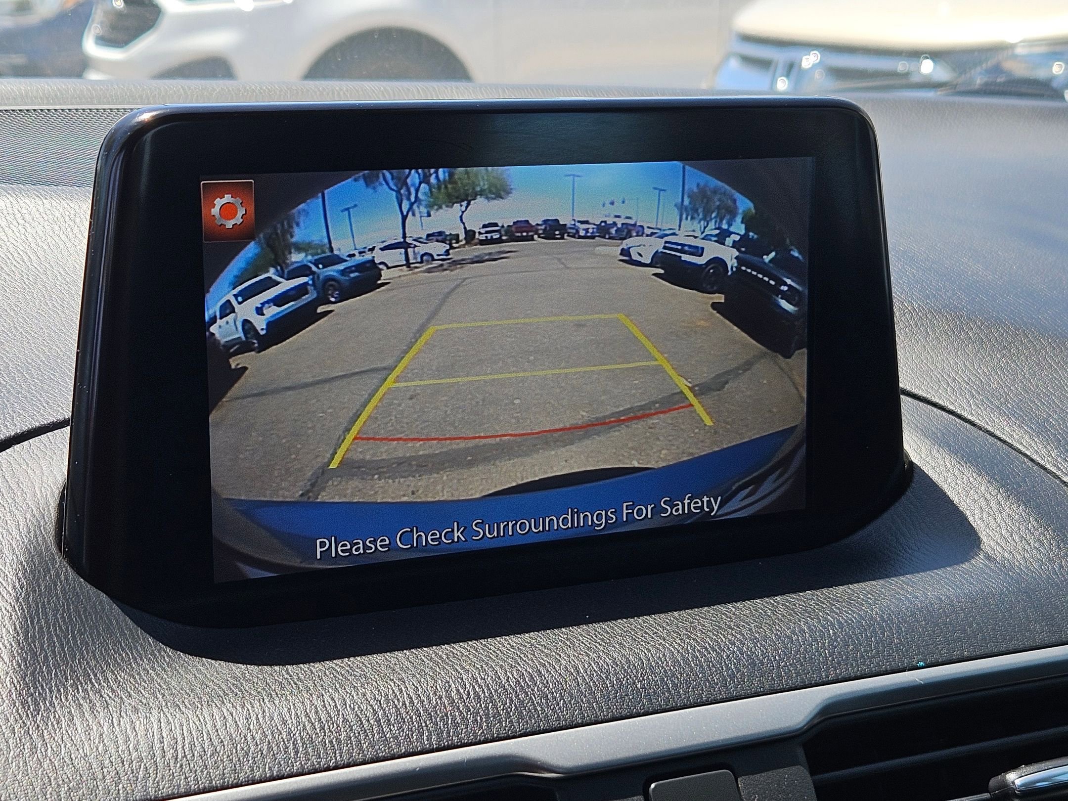 Used 2018 MAZDA MAZDA3 Touring FWD image 18