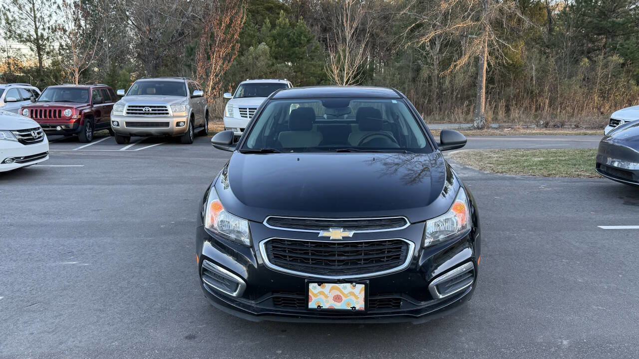 Used 2016 Chevrolet Cruze LS image 2