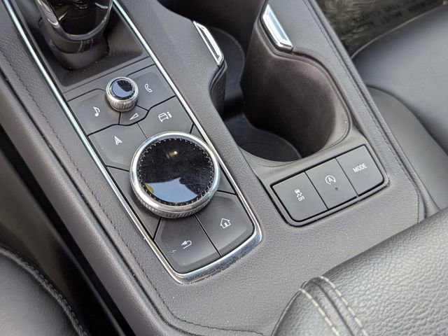 Used 2024 Cadillac XT4 Premium Luxury image 28