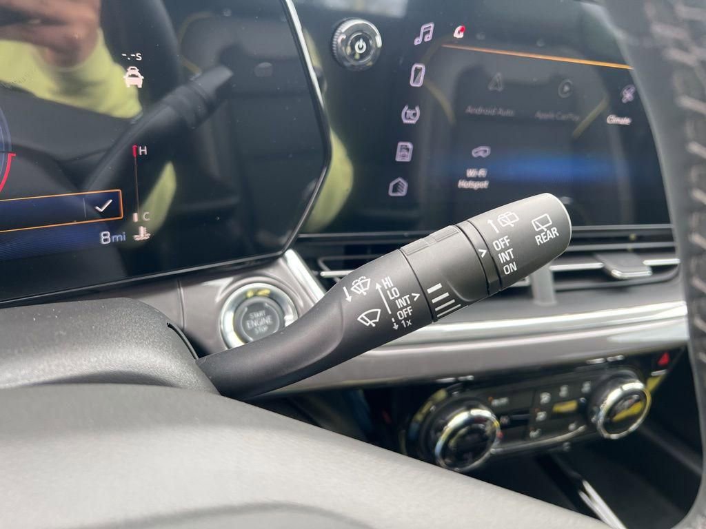 New 2026 Chevrolet Trax ACTIV w/ Sunroof Package image 12