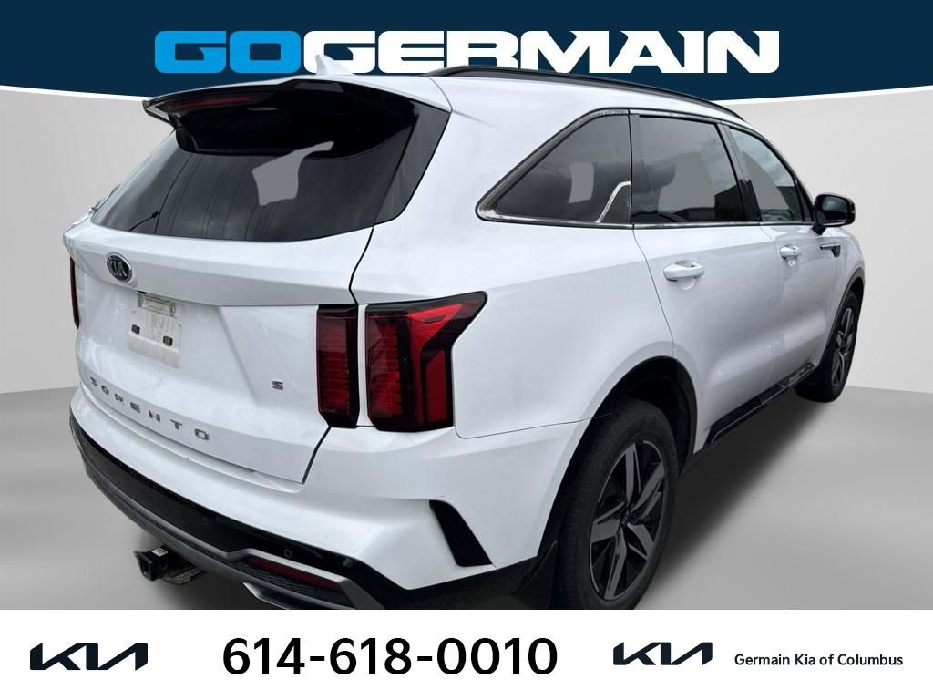 Used 2021 Kia Sorento S FWD image 4