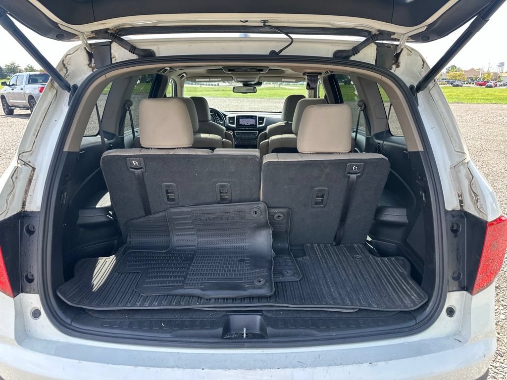 Used 2017 Honda Pilot Elite image 11