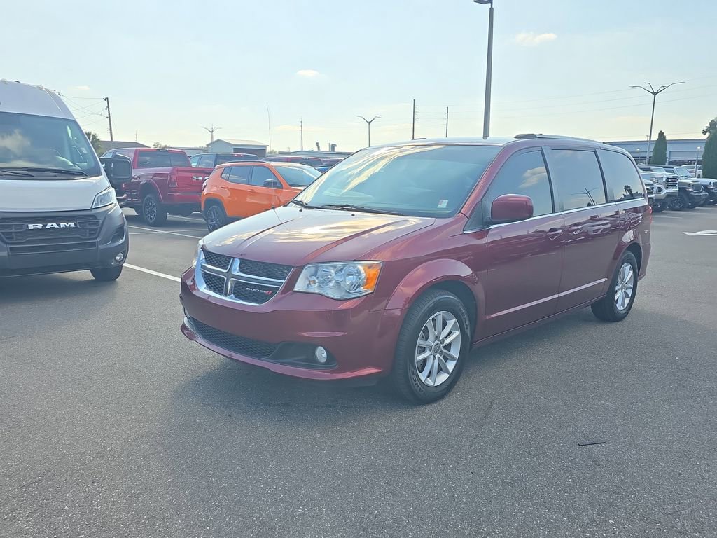 Used 2019 Dodge Grand Caravan SXT image 2