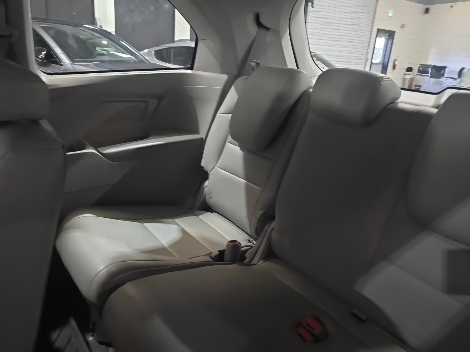 Used 2016 Honda Odyssey SE image 16