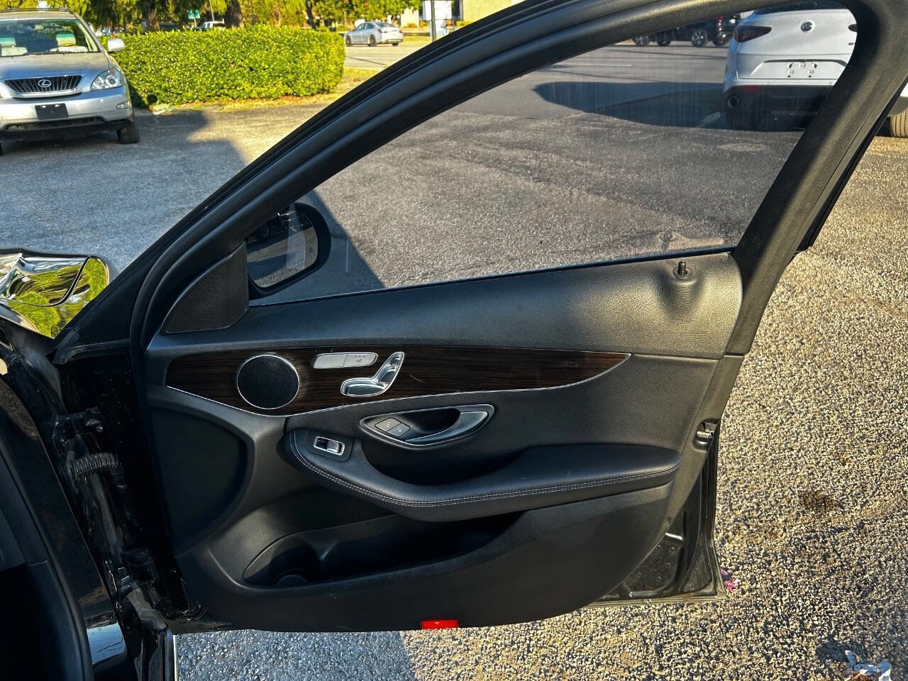 Used 2018 Mercedes-Benz C 300 Sedan w/ Premium Package image 15