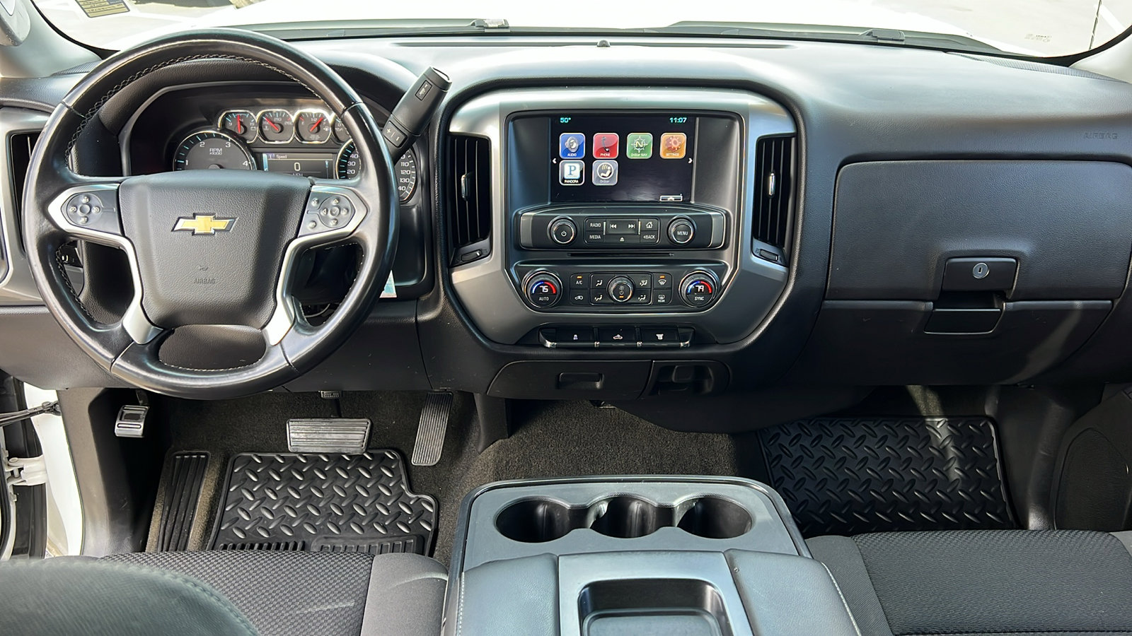 Used 2015 Chevrolet Silverado 2500 LT w/ LT Convenience Package image 16