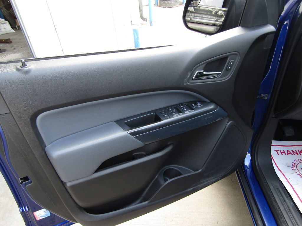 Used 2016 Chevrolet Colorado Z71 AWD/4WD image 20