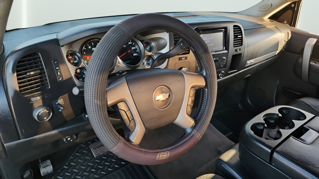 Used 2012 Chevrolet Silverado 2500 LT w/ Texas Edition image 23