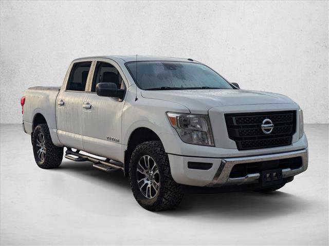 Used 2021 Nissan Titan SV w/ Accessory Utility Package image 3