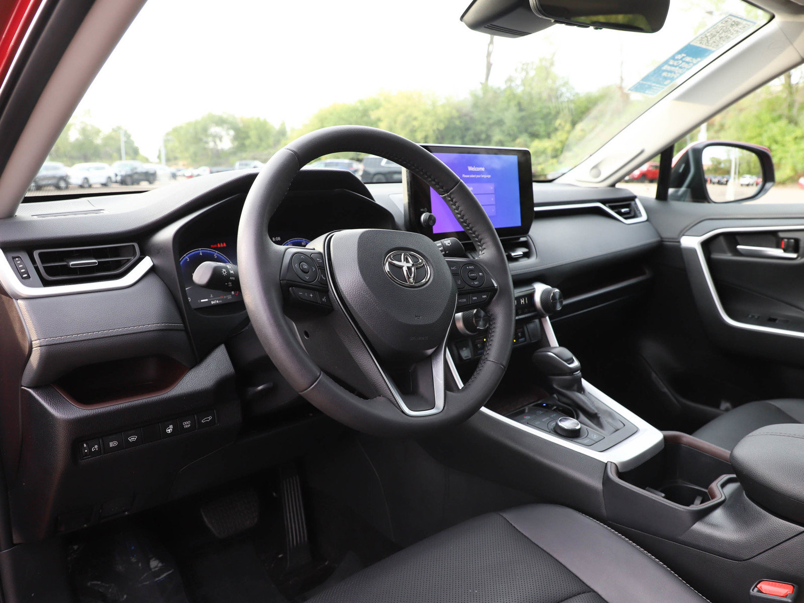 Used 2025 Toyota RAV4 Limited w/ Weather Package AWD/4WD image 26