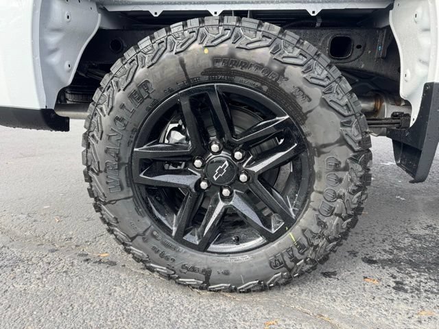 New 2026 Chevrolet Silverado 1500 Custom Trail Boss AWD/4WD image 9