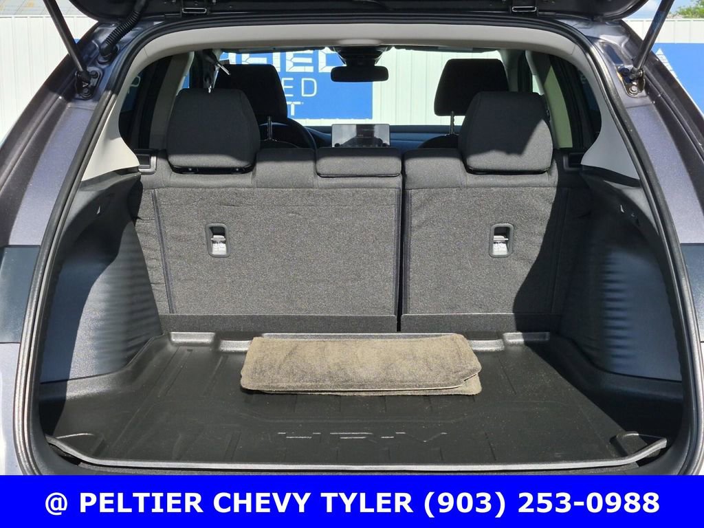 Used 2025 Honda HR-V LX image 8