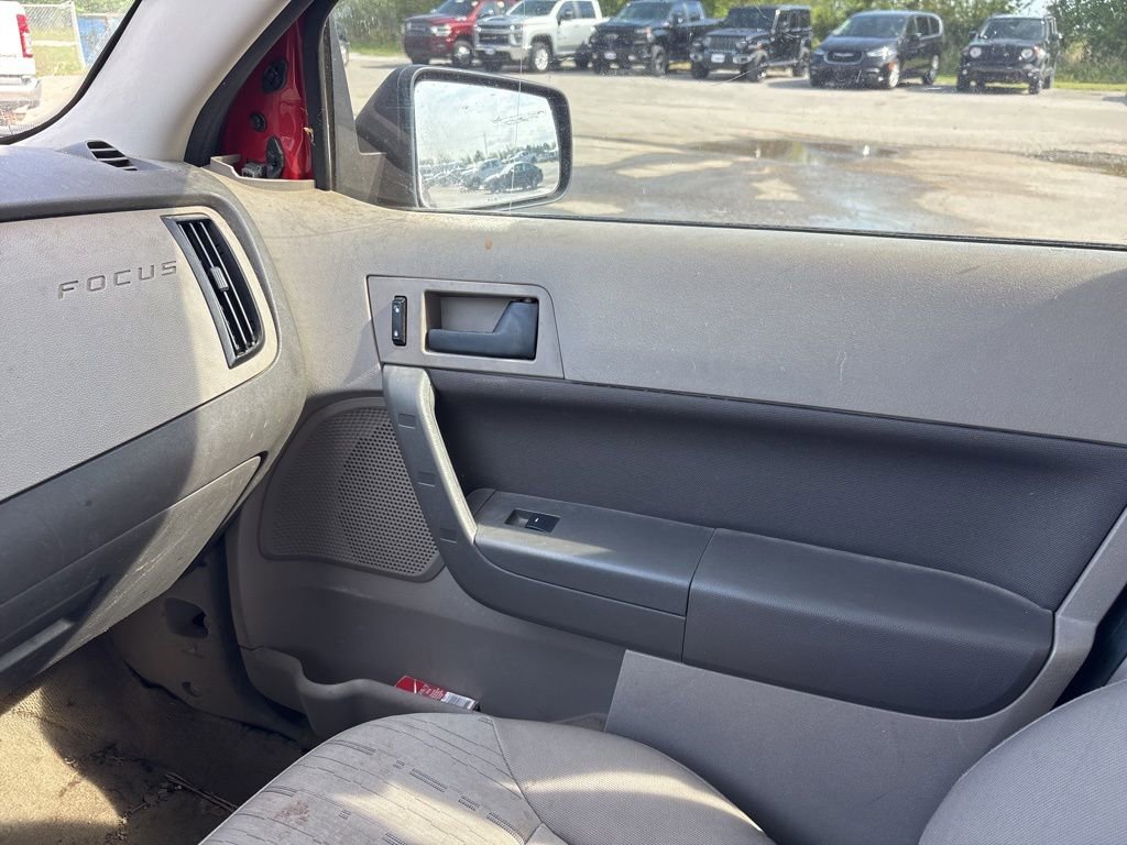 Used 2008 Ford Focus Sedan image 15