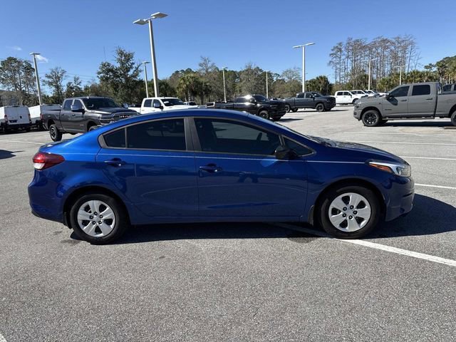 Used 2018 Kia Forte LX w/ LX Rear Camera Package image 2