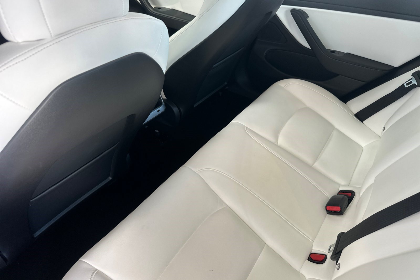 Used 2018 Tesla Model 3 Long Range AWD/4WD image 15