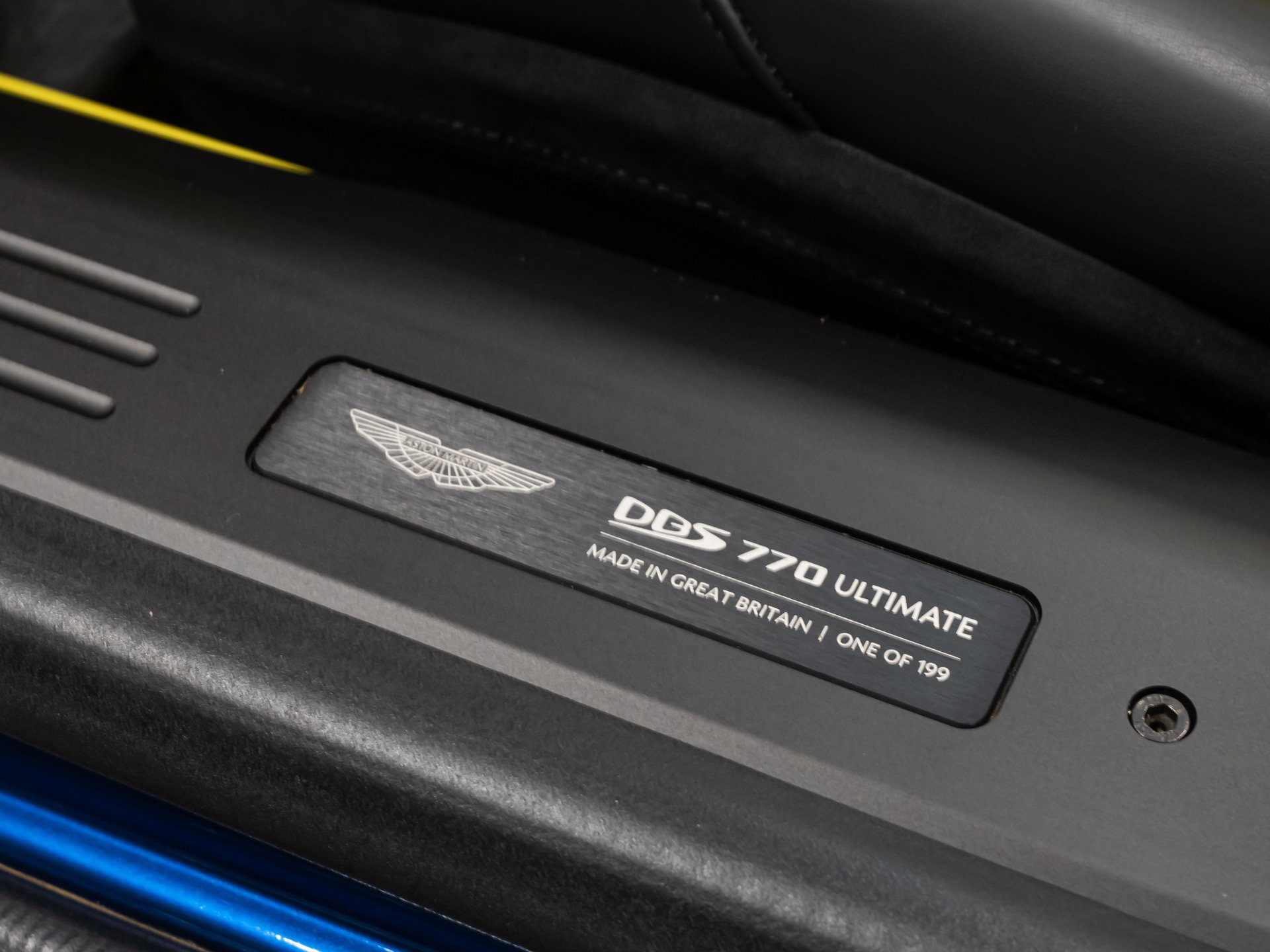 Used 2023 Aston Martin DBS Coupe RWD image 90