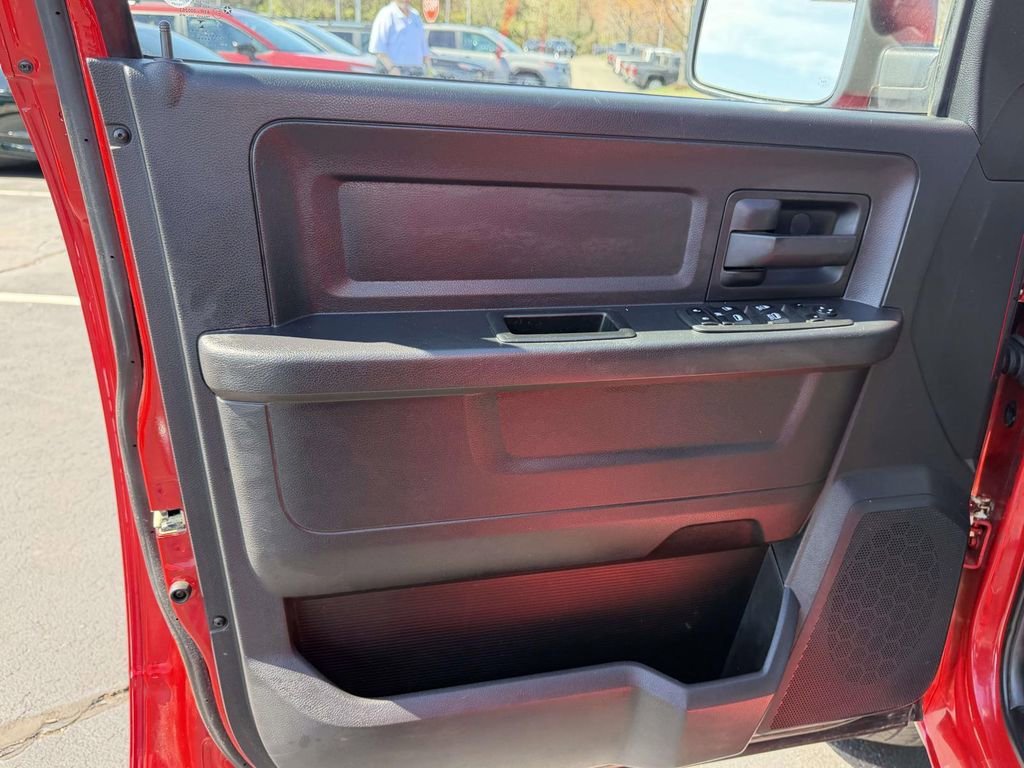 Used 2014 RAM 1500 Express image 16