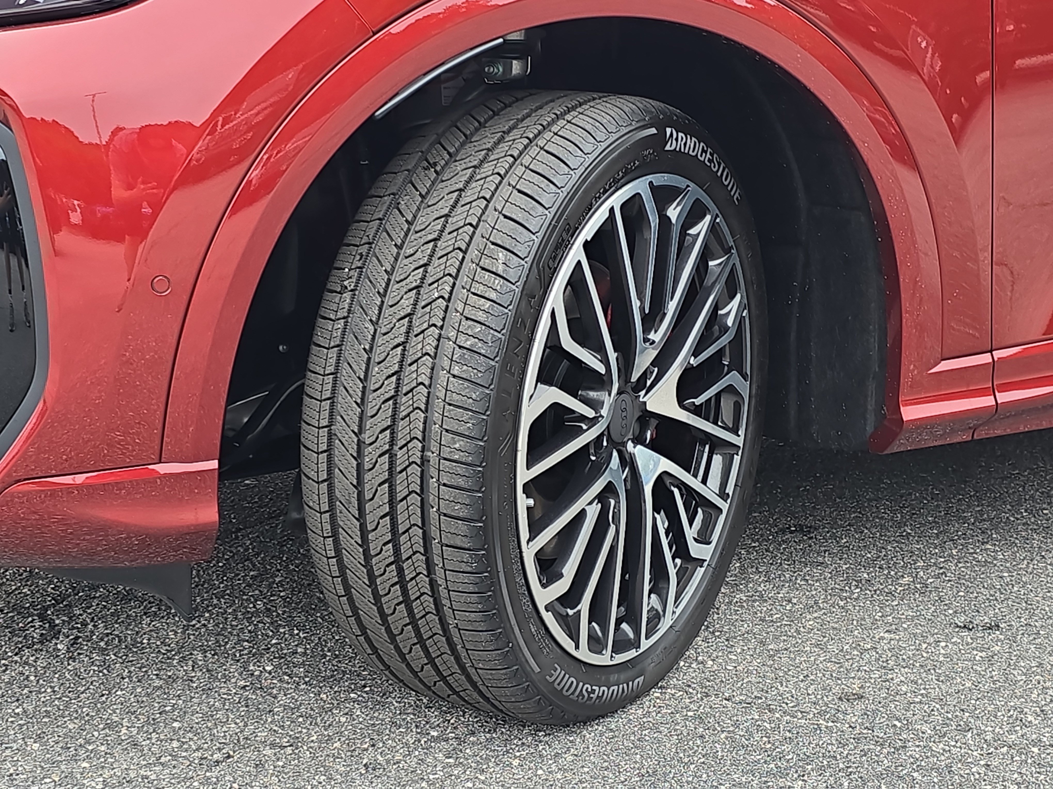 New 2026 Audi SQ5 Prestige AWD/4WD image 32
