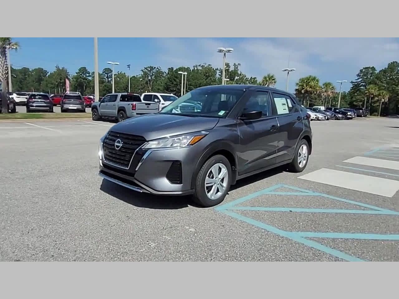 New 2025 Nissan Kicks Play S image 23