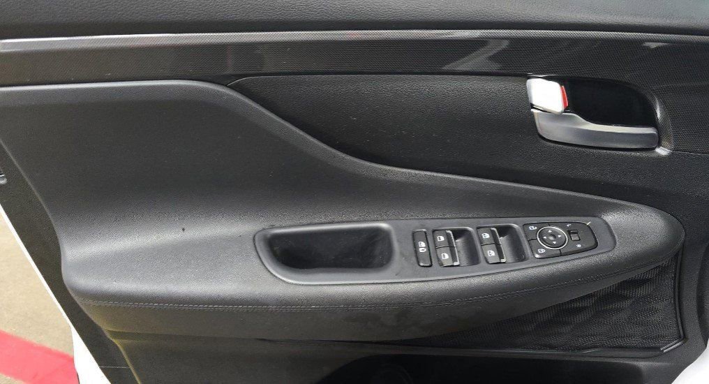 Certified 2023 Hyundai Santa Fe SEL w/ Cargo Package image 12