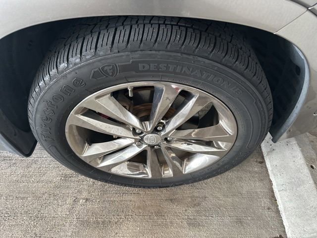 Used 2014 Kia Sorento SX image 17