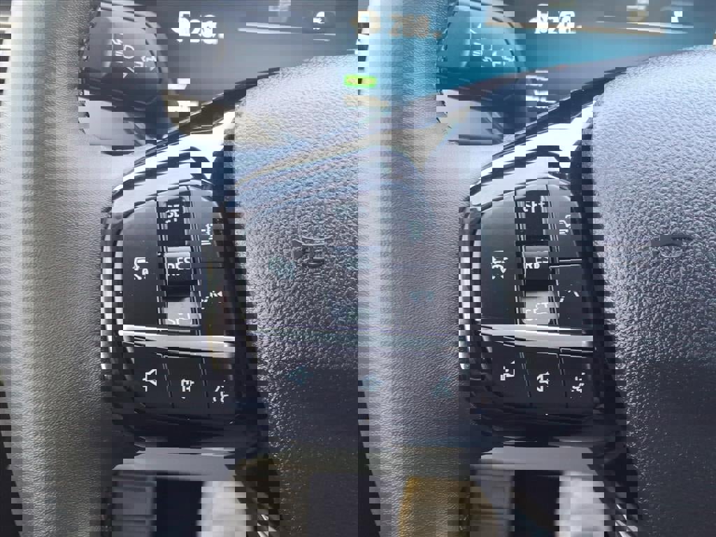 Certified 2023 Ford Escape Platinum w/ Class II Trailer Tow Package image 30