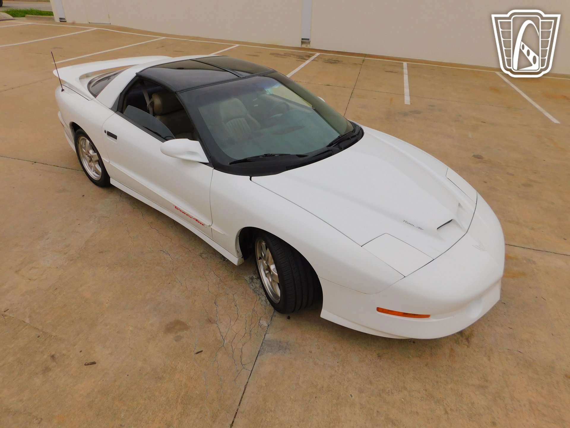 Used 1996 Pontiac Firebird Coupe image 31