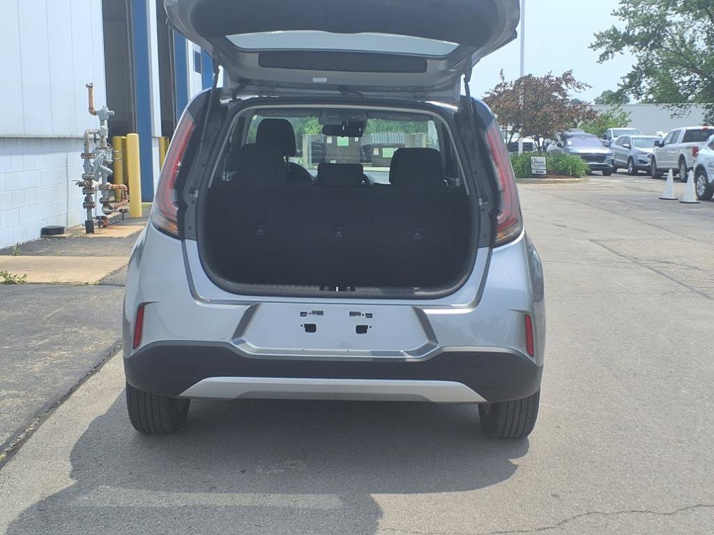 Used 2024 Kia Soul LX w/ Option Group 015 image 7
